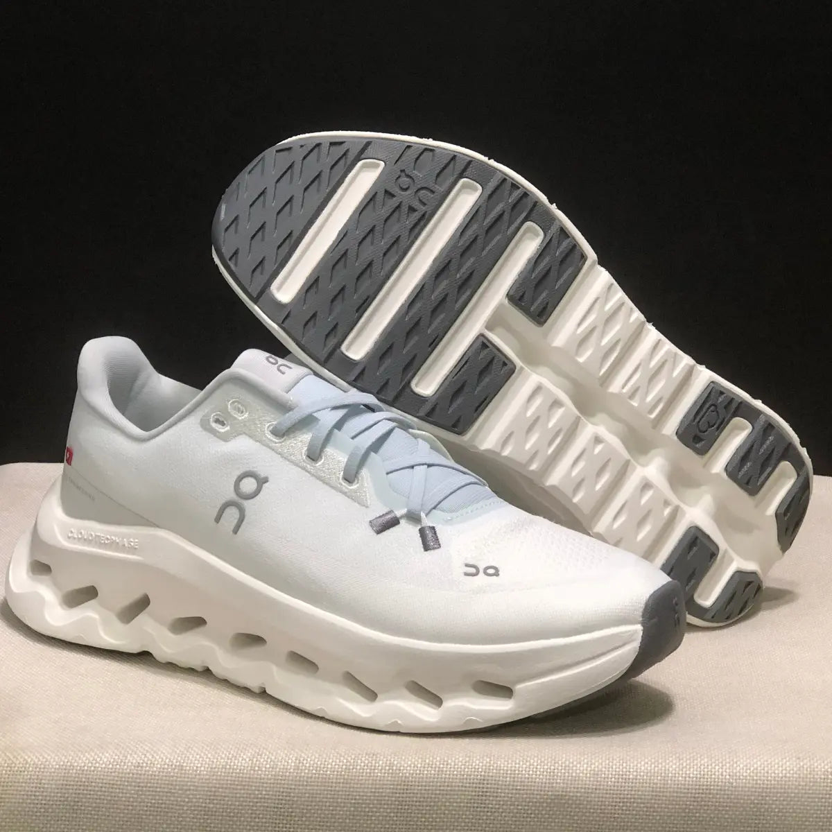 OC Sneakers