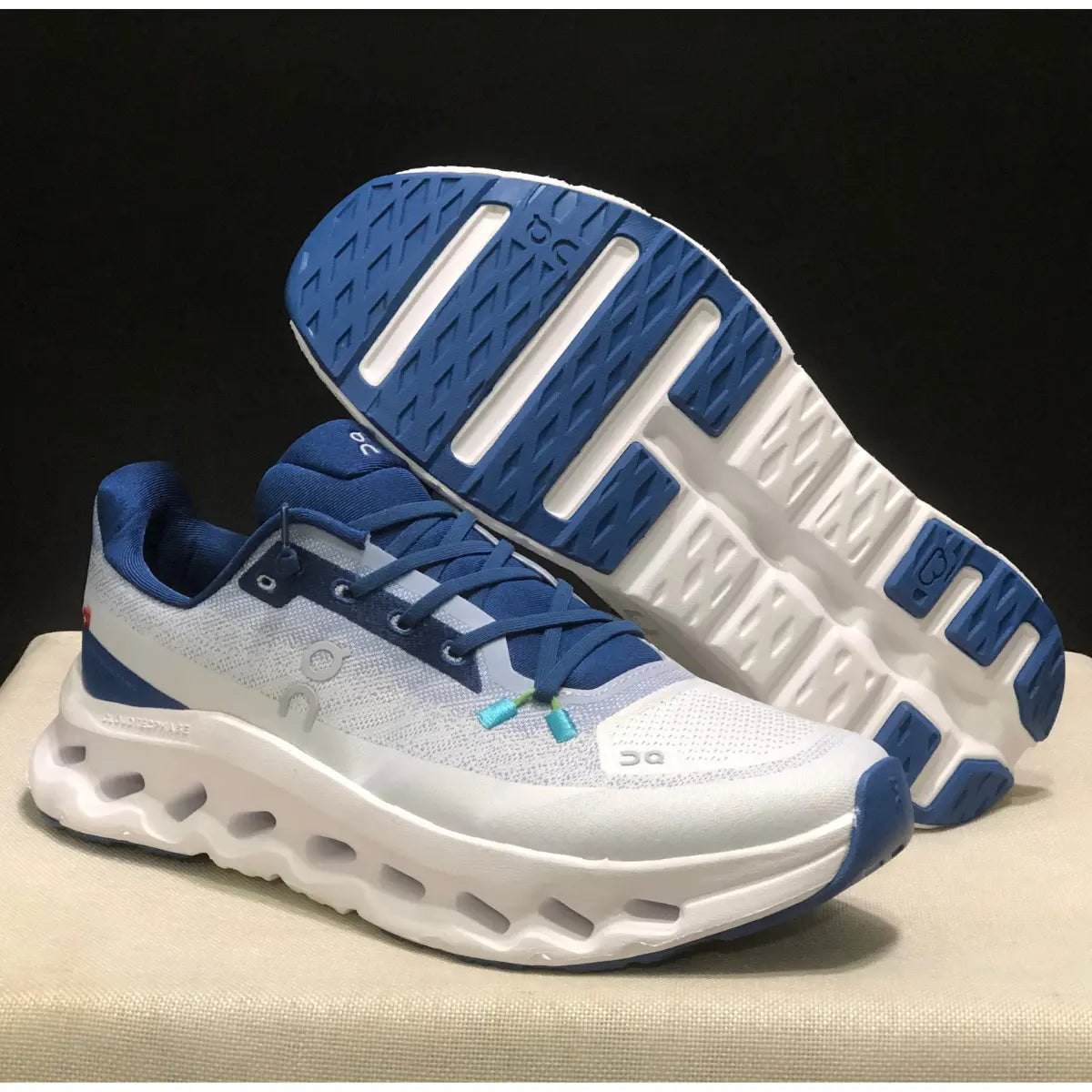 OC Sneakers
