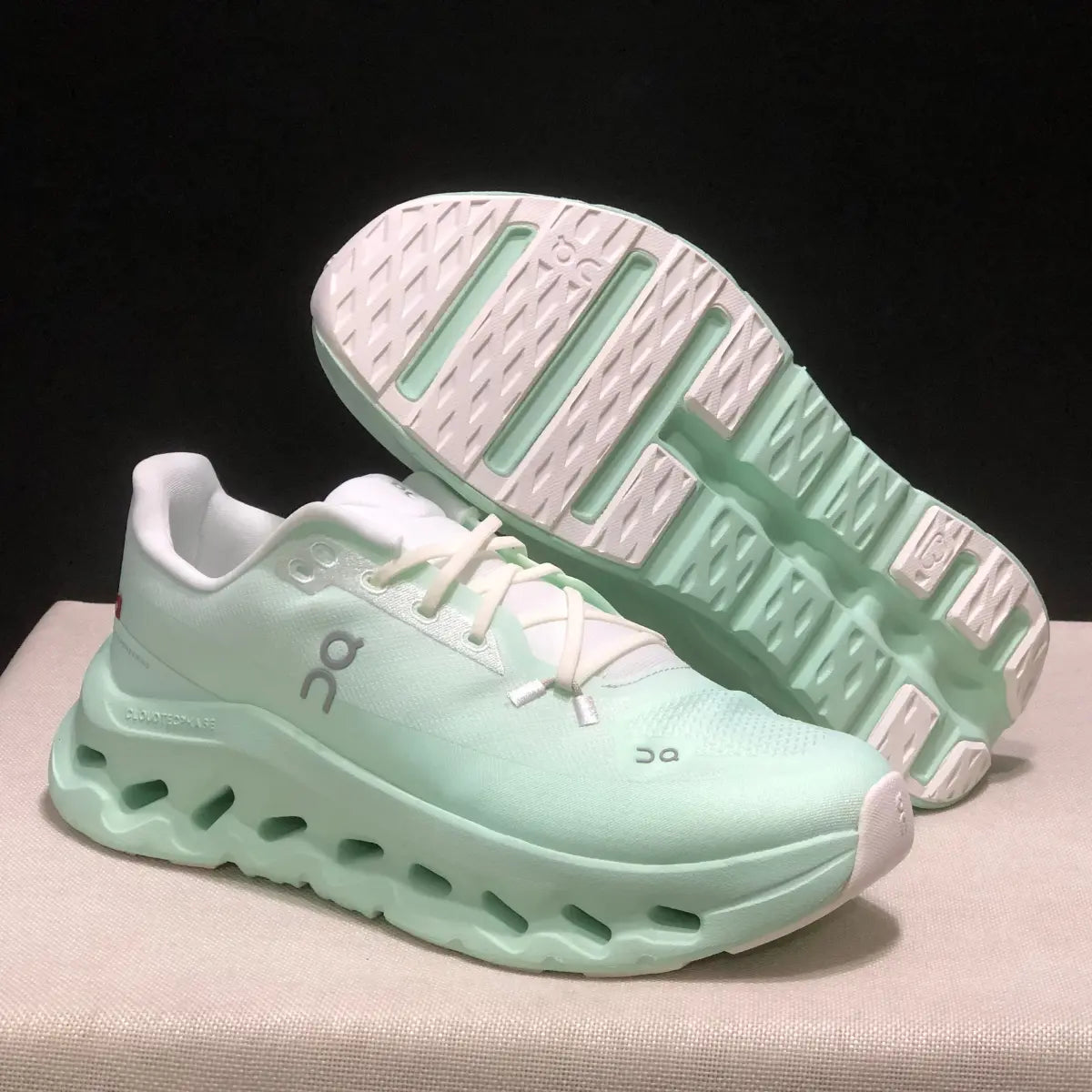 OC Sneakers