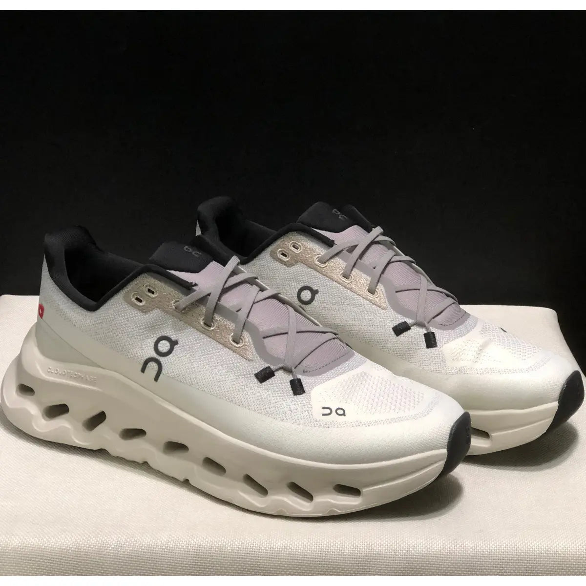 OC Sneakers