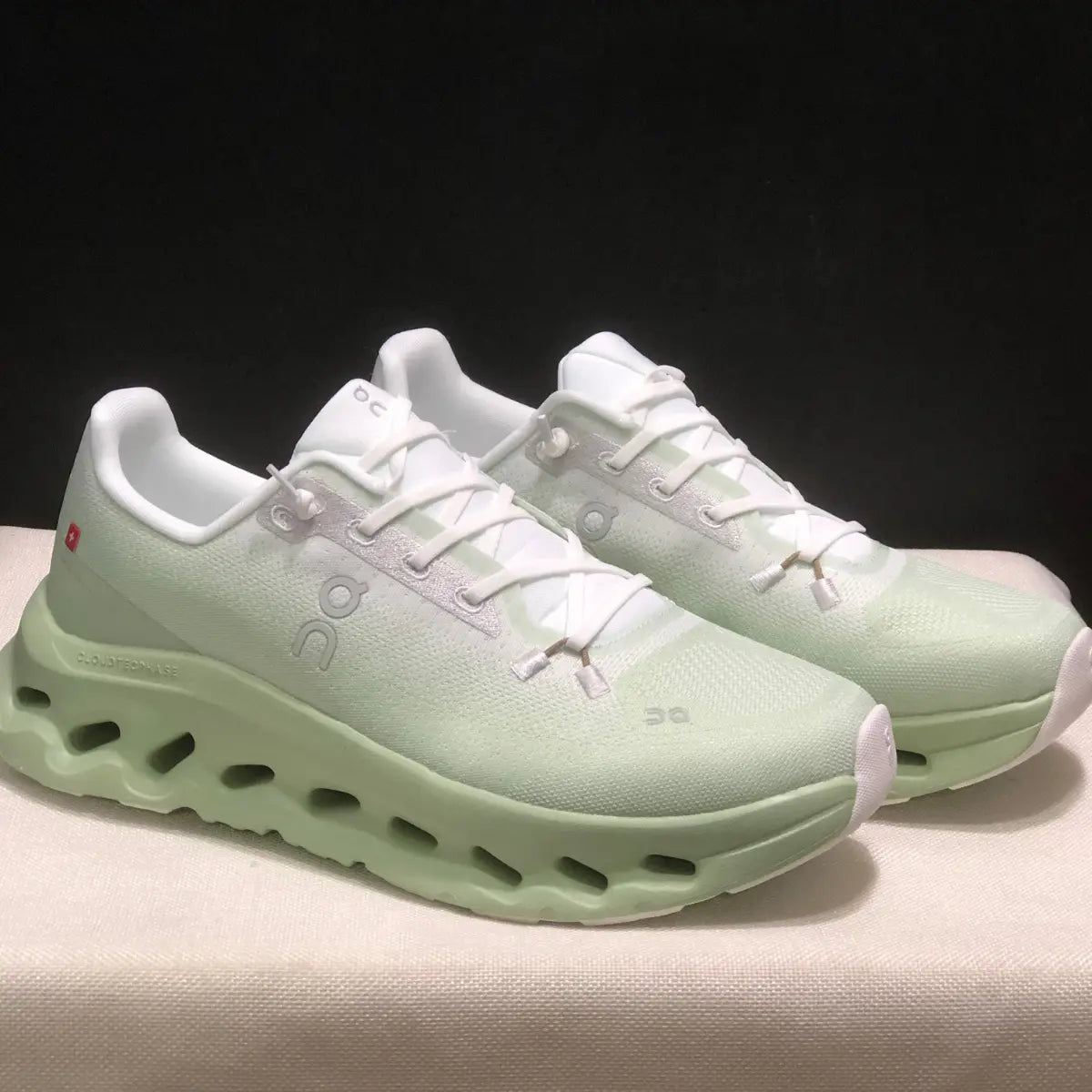 OC Sneakers