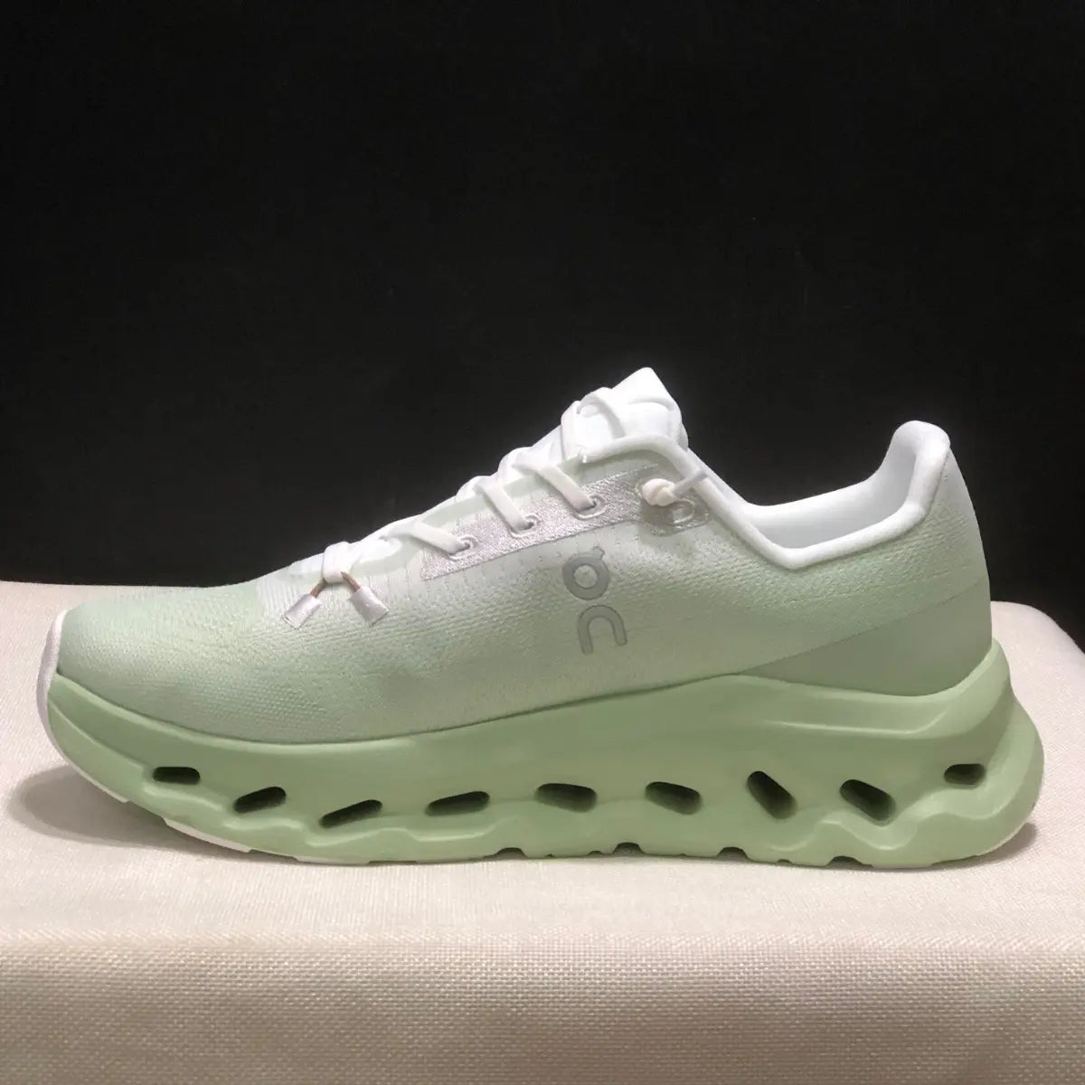 OC Sneakers