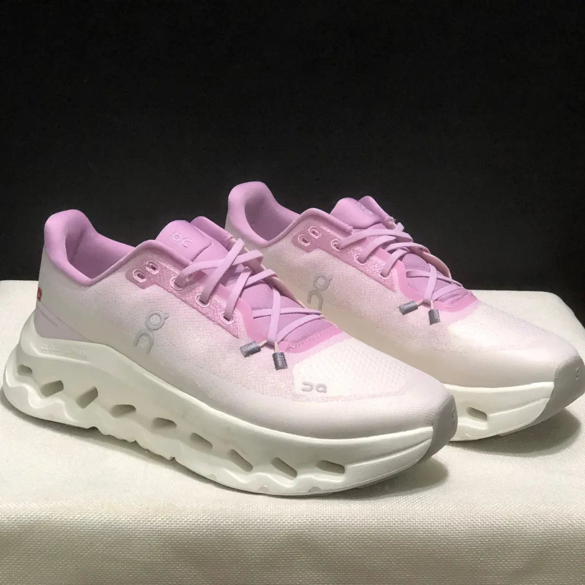 OC Sneakers