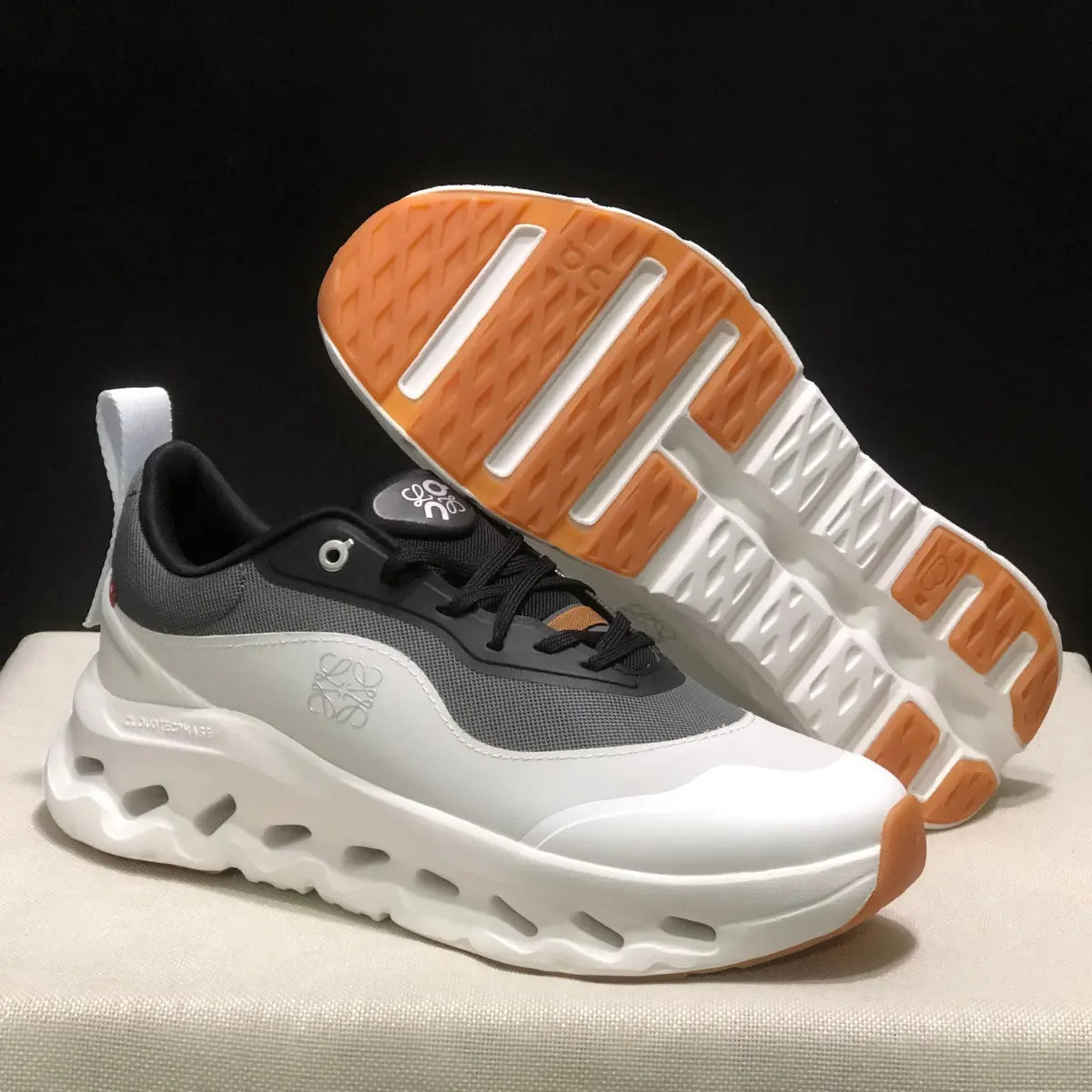 OC Sneakers