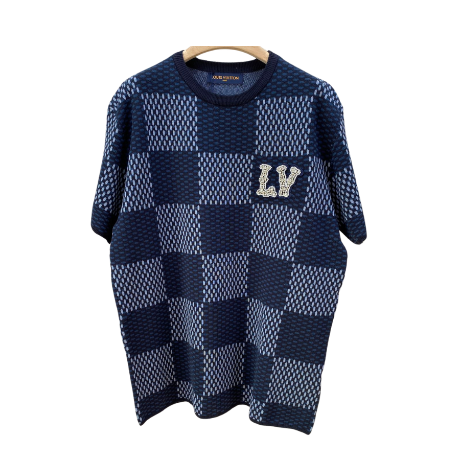 L t-shirt