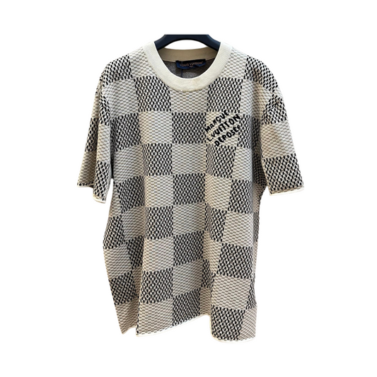 L t-shirt