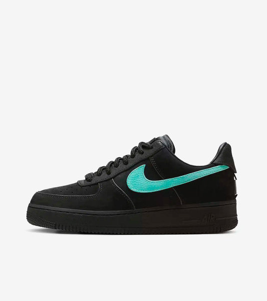 N Sneakers