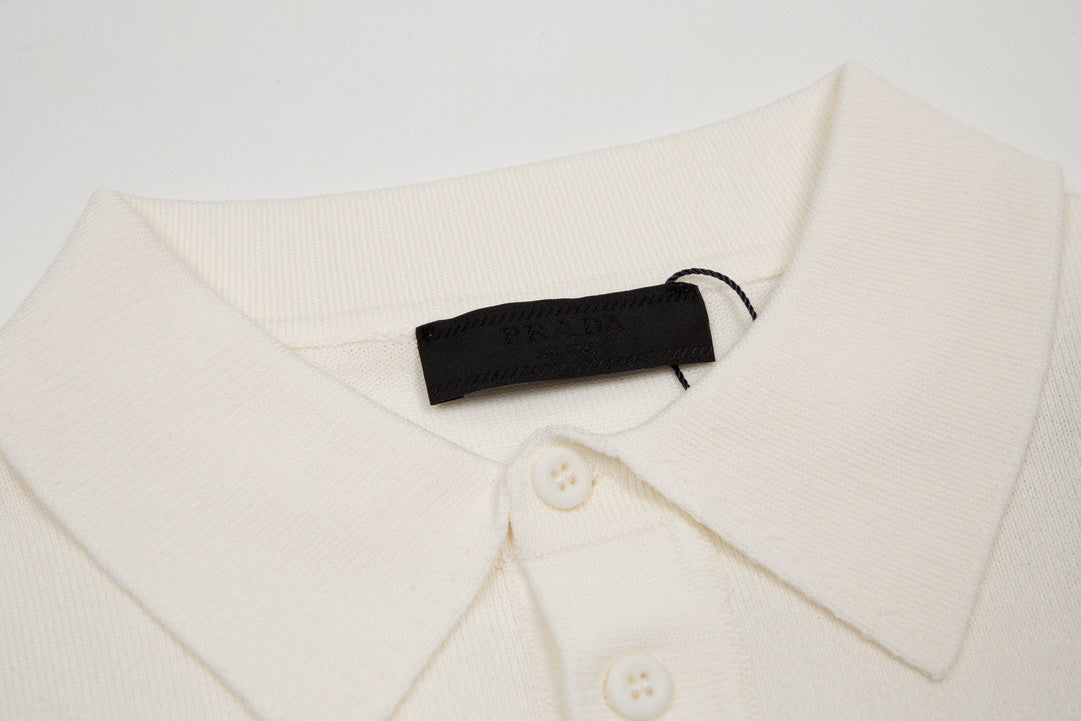 P t-shirt