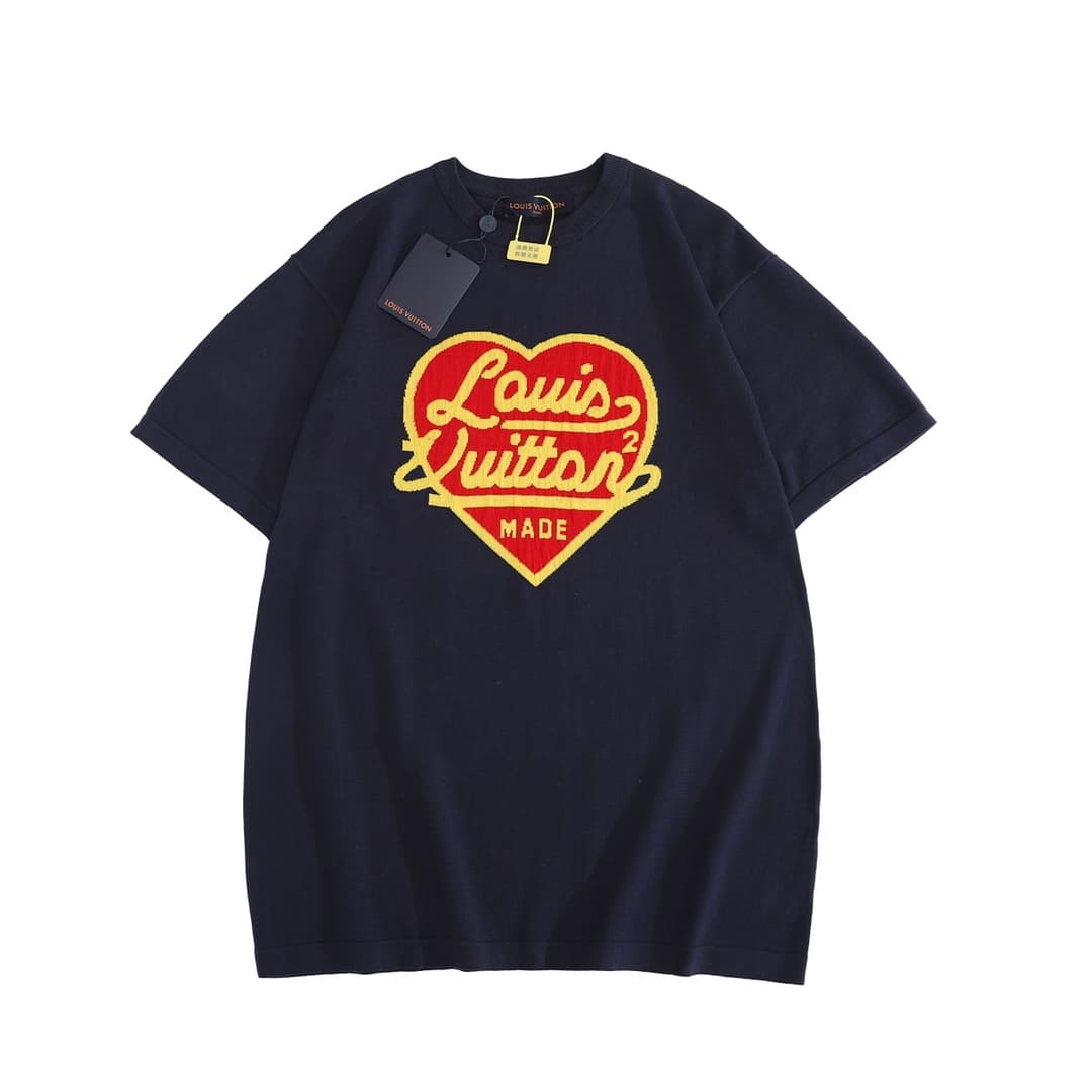 L t-shirt