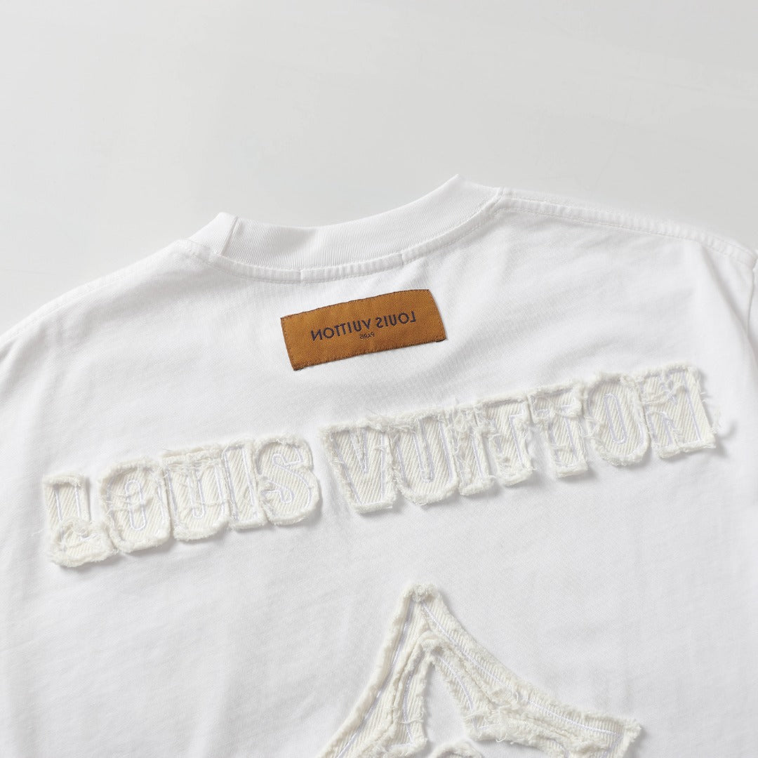 L t-shirt