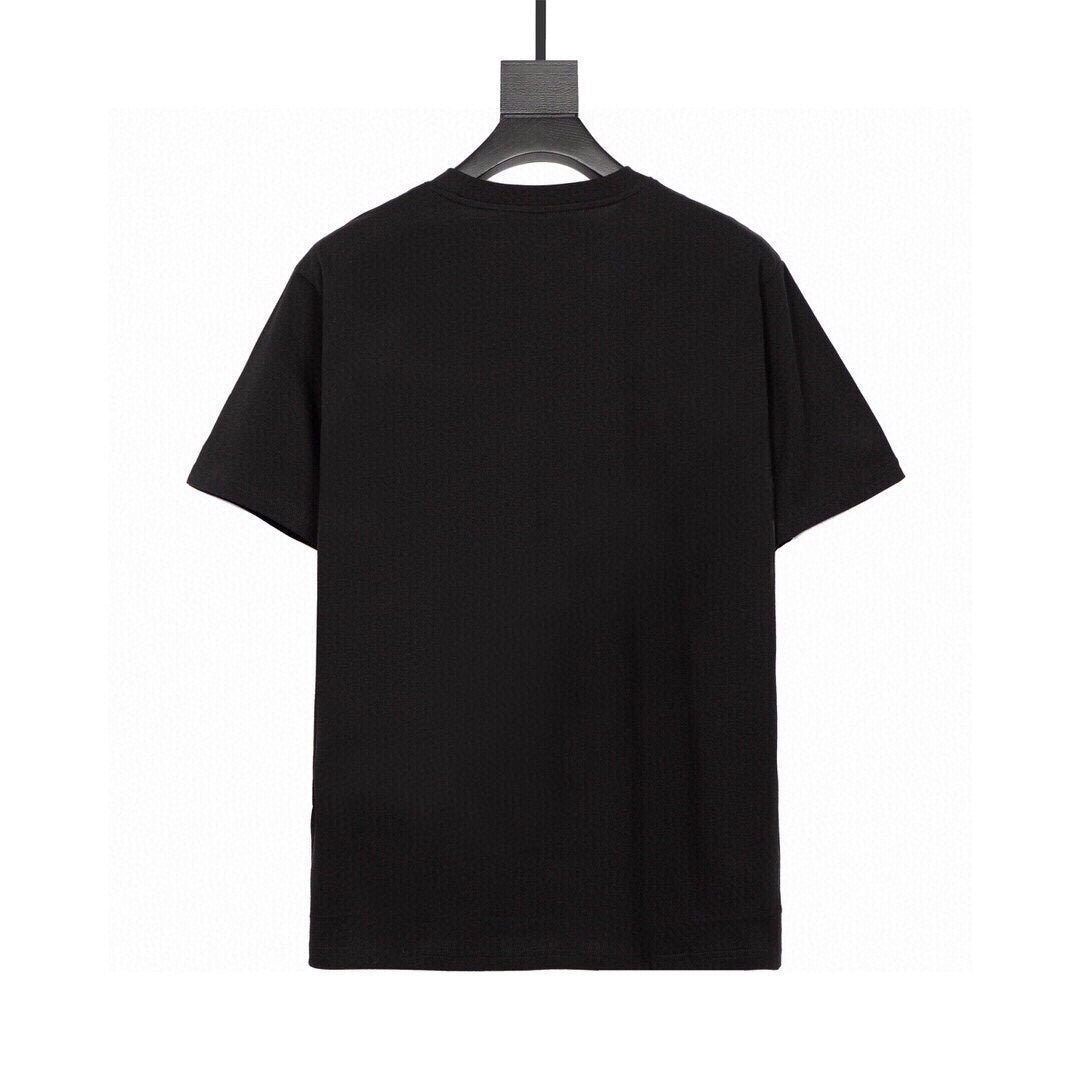P t-shirt