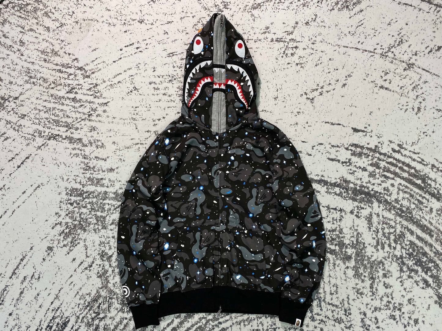 B hoodie