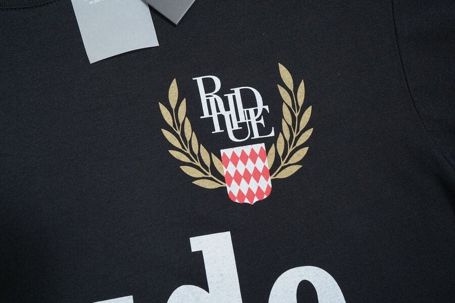 R T-shirt