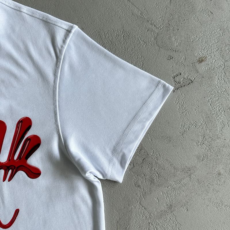 S t-shirt