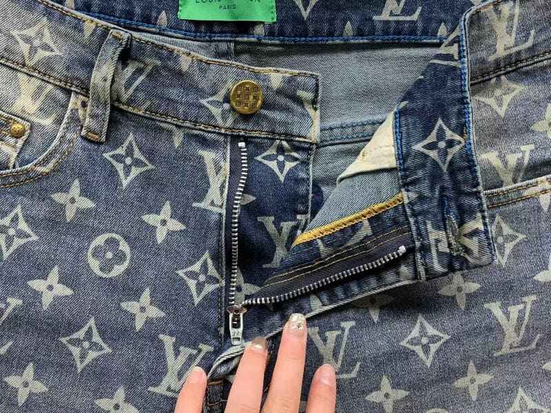 M denim shorts
