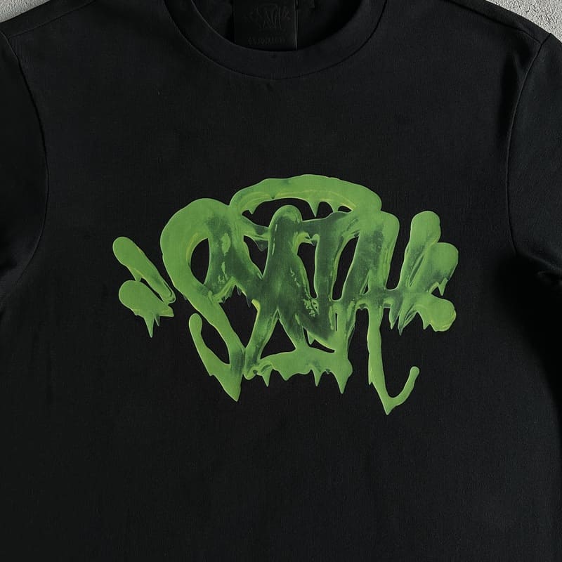 S t-shirt
