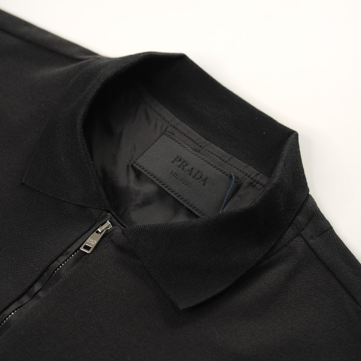 P t-shirt
