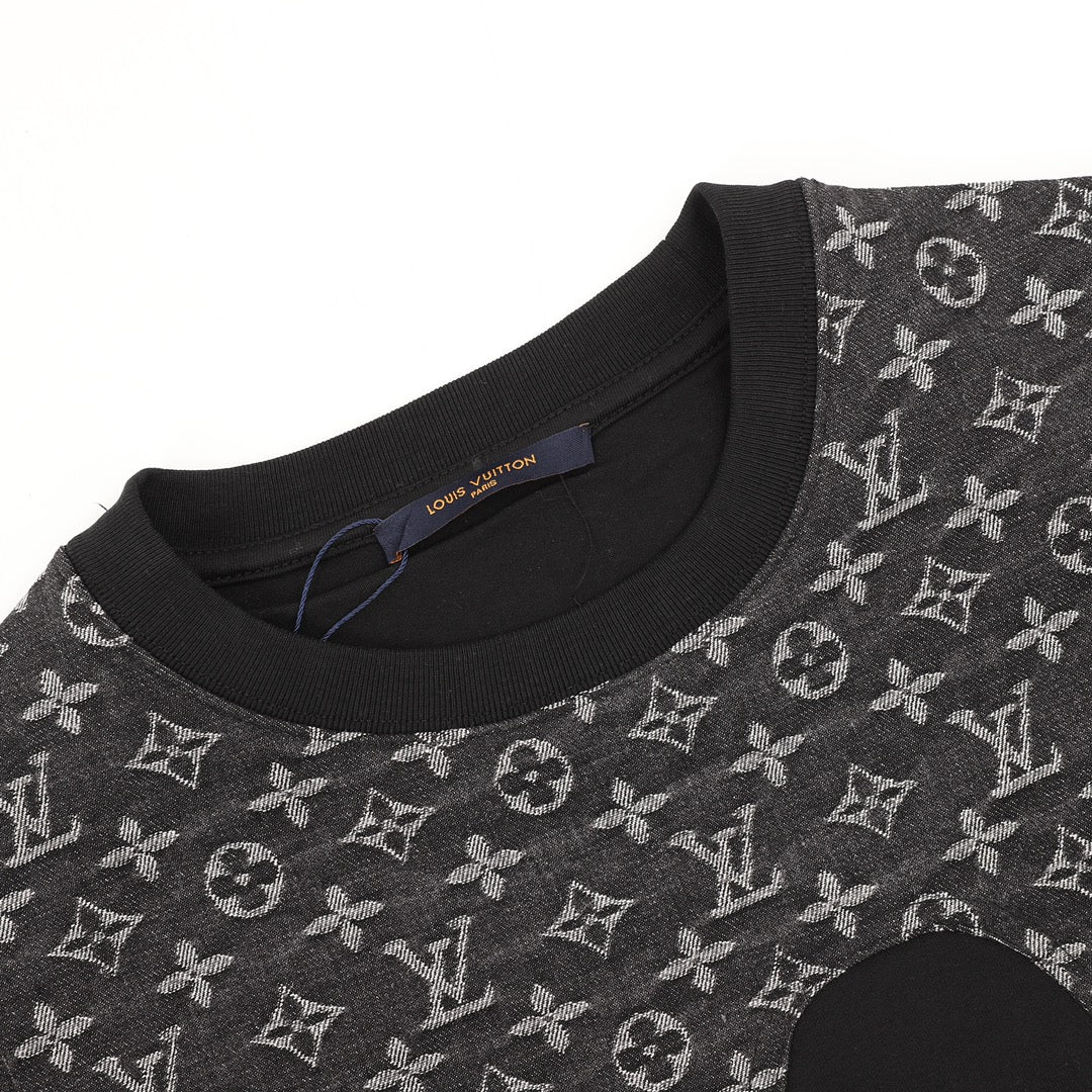 L t-shirt
