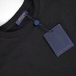 L t-shirt