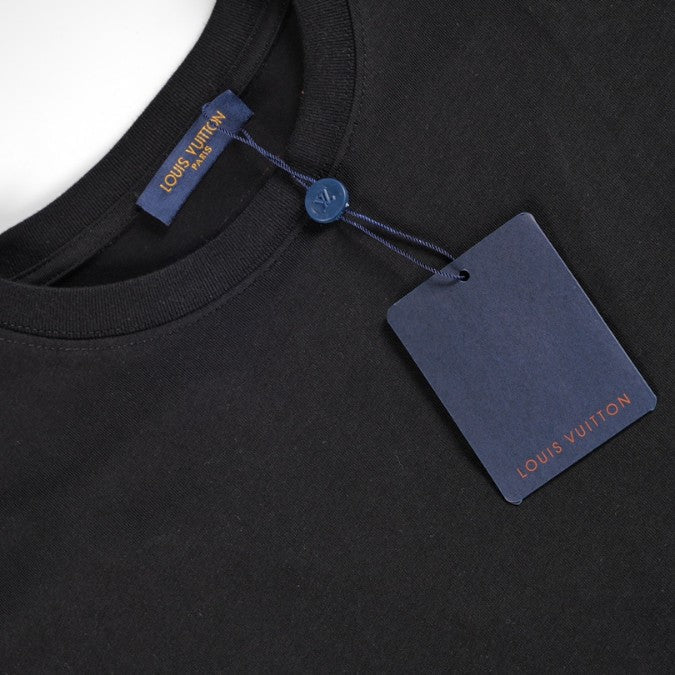 L t-shirt