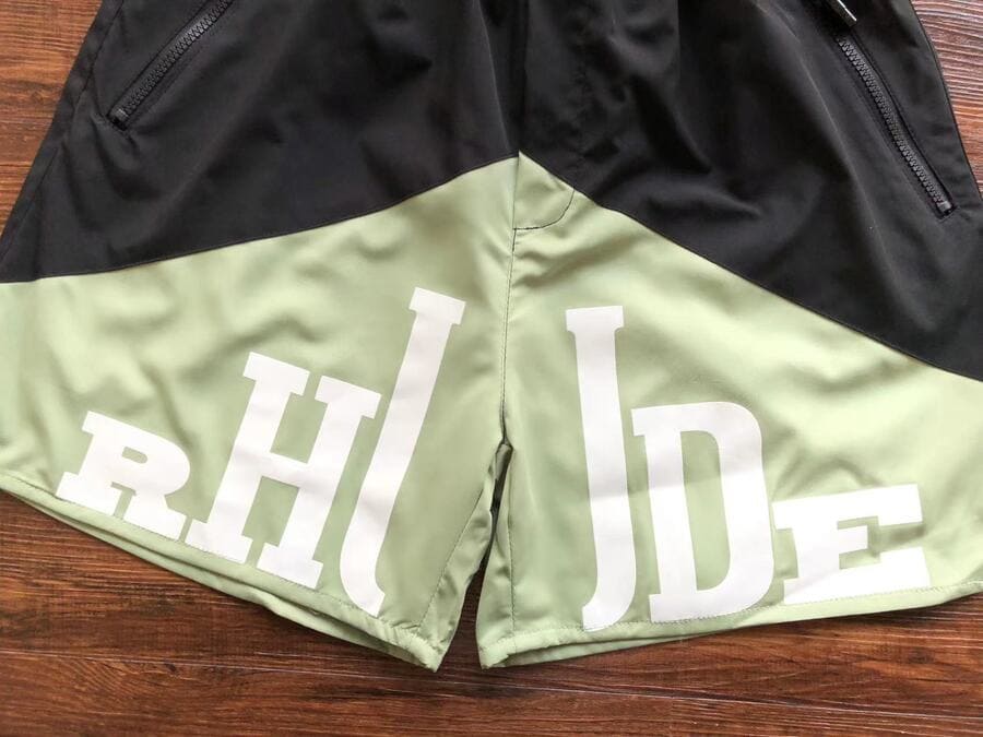 R Shorts