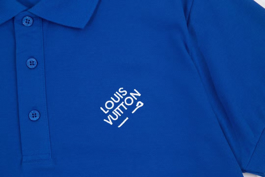 L t-shirt