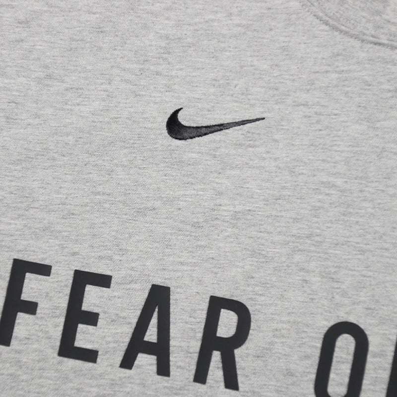 E t-shirt