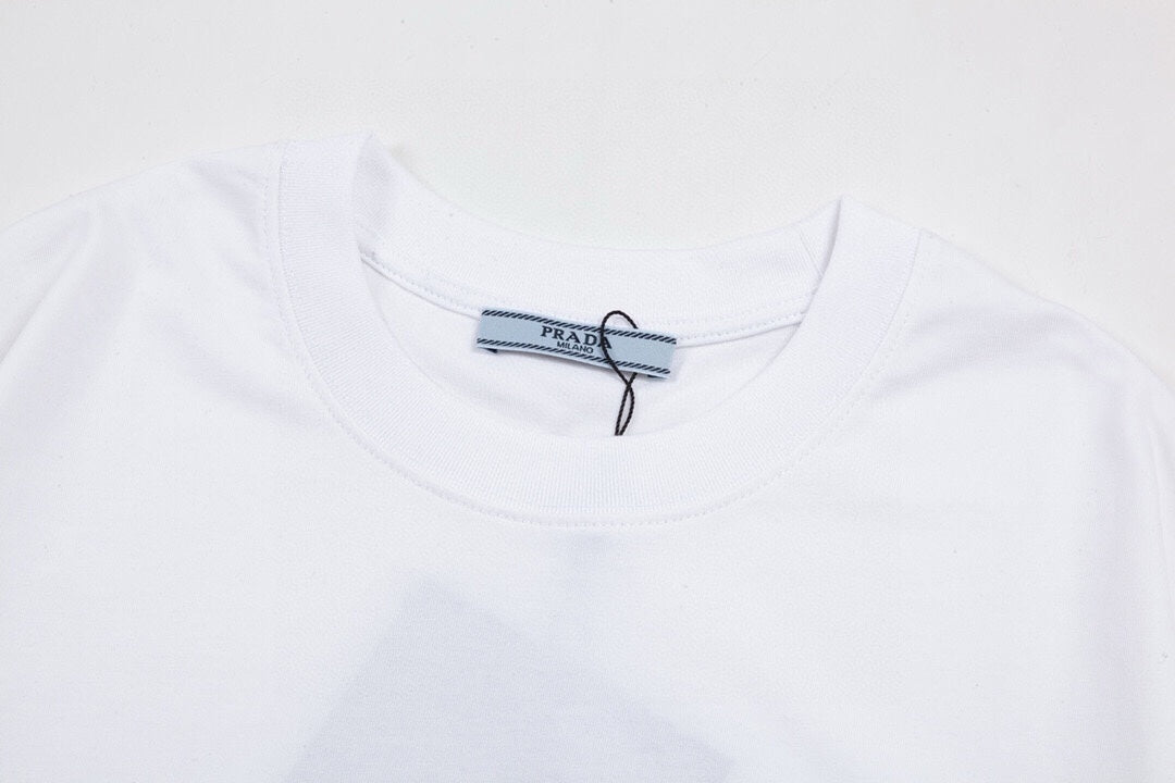 P t-shirt