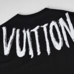 L t-shirt