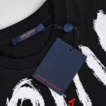 L t-shirt