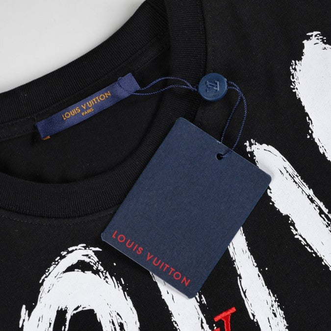 L t-shirt