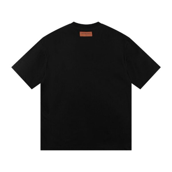 L t-shirt