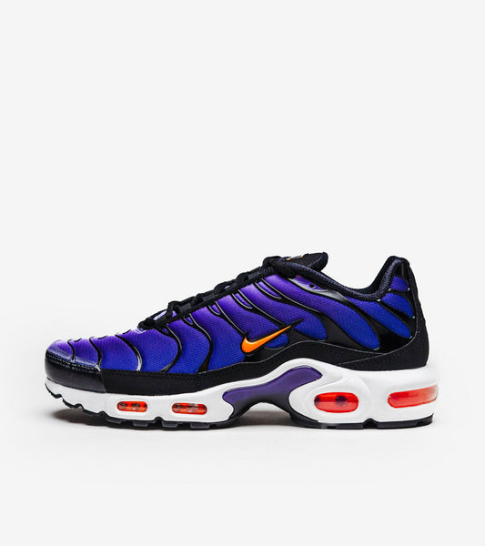 N Sneakers