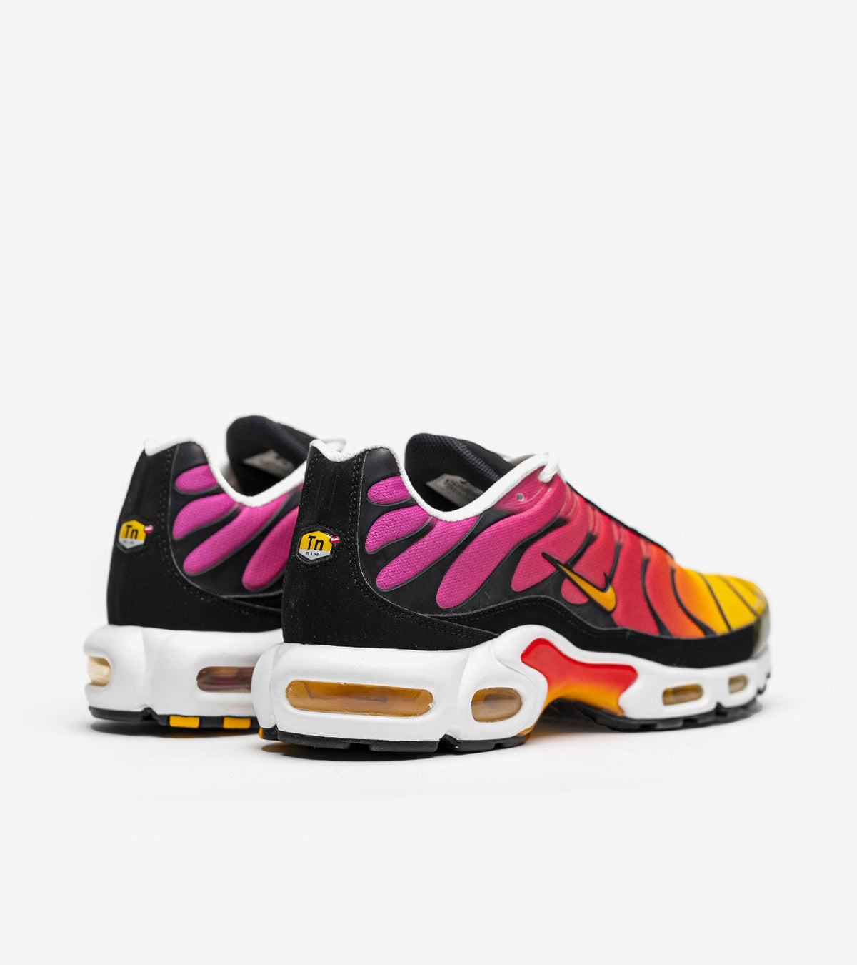N Sneakers