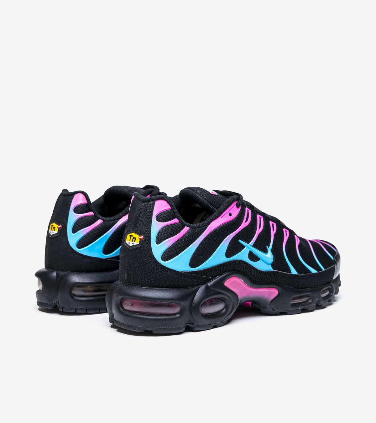 N Sneakers