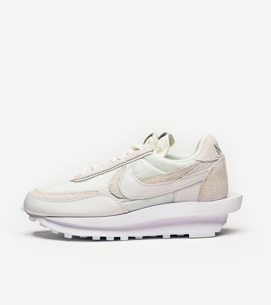 N Sneakers