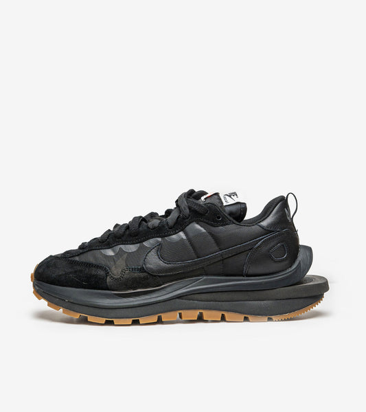N Sneakers