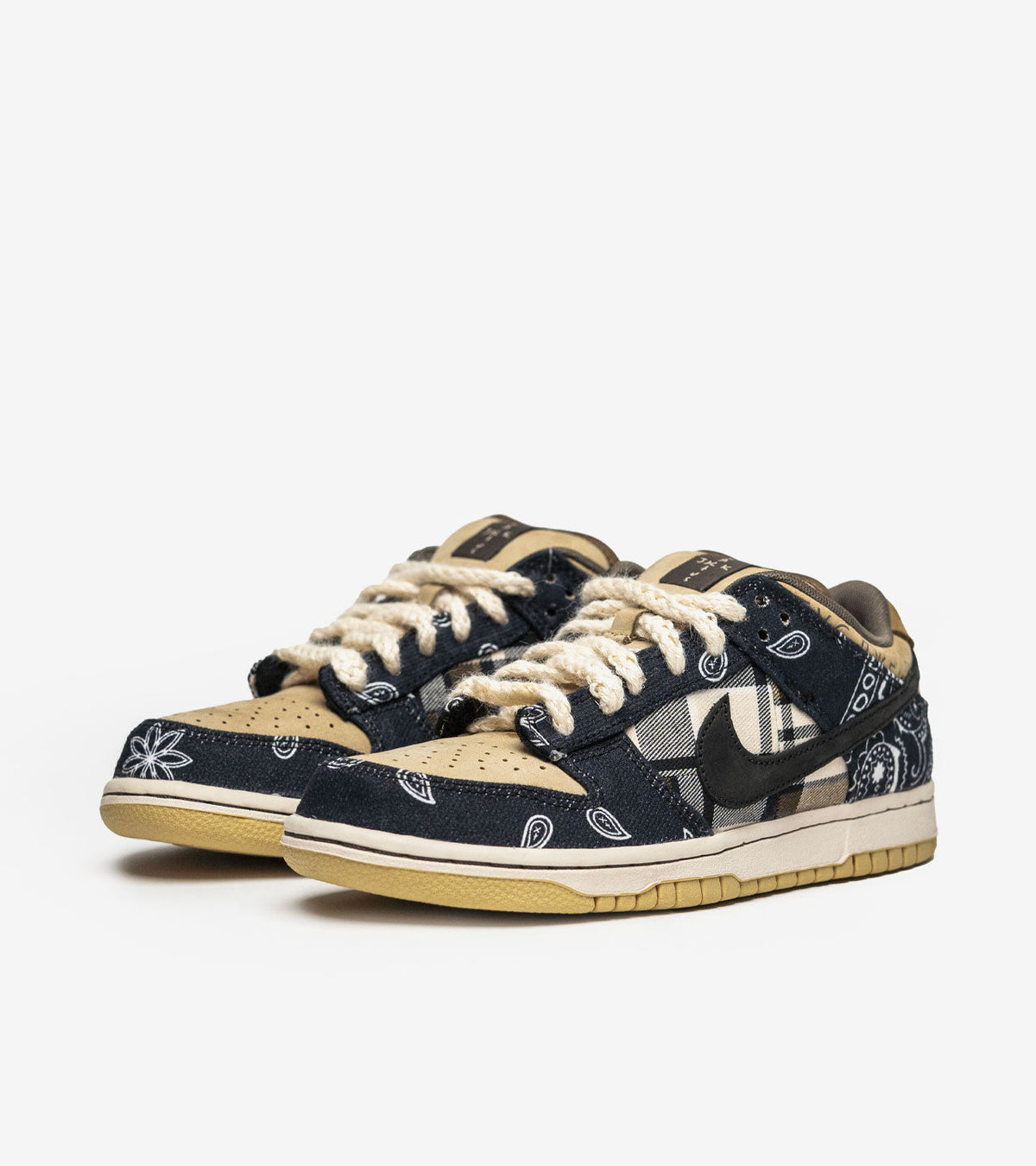N Sneakers