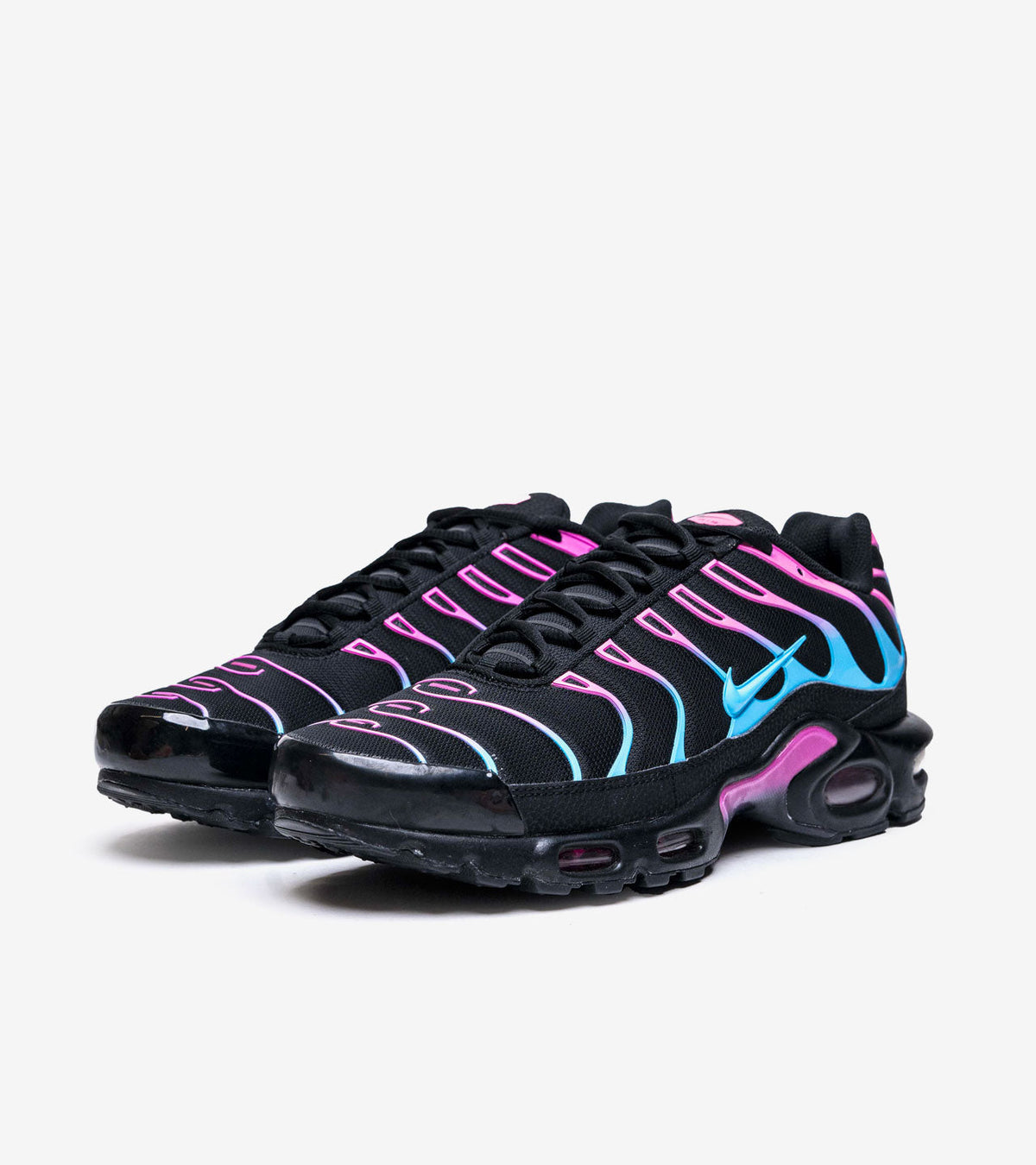 N Sneakers