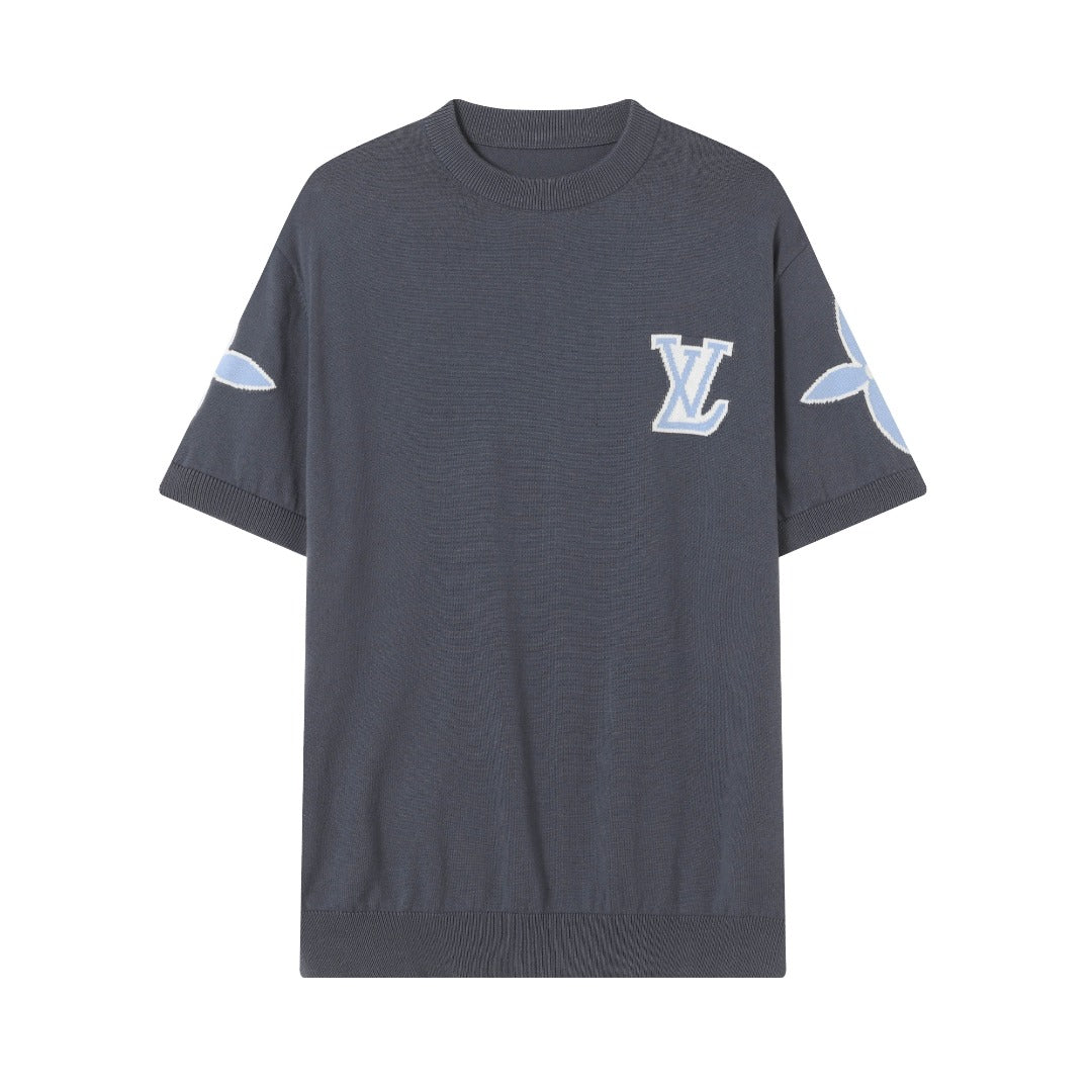 L t-shirt