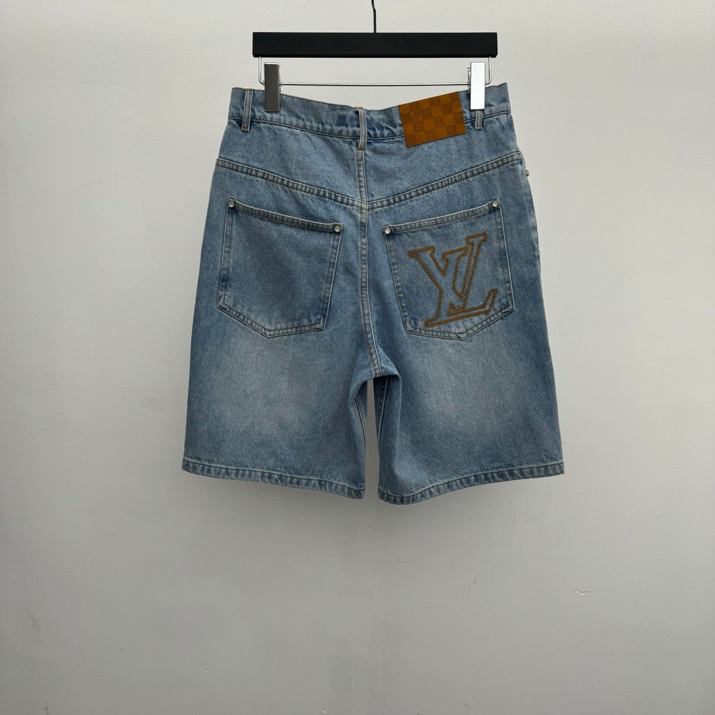 L shorts