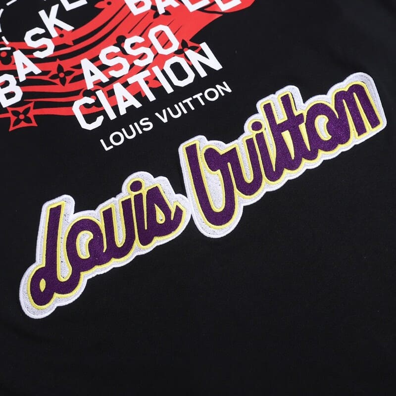 L t-shirt