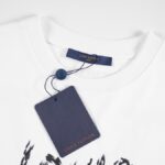 L t-shirt