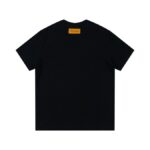 L t-shirt
