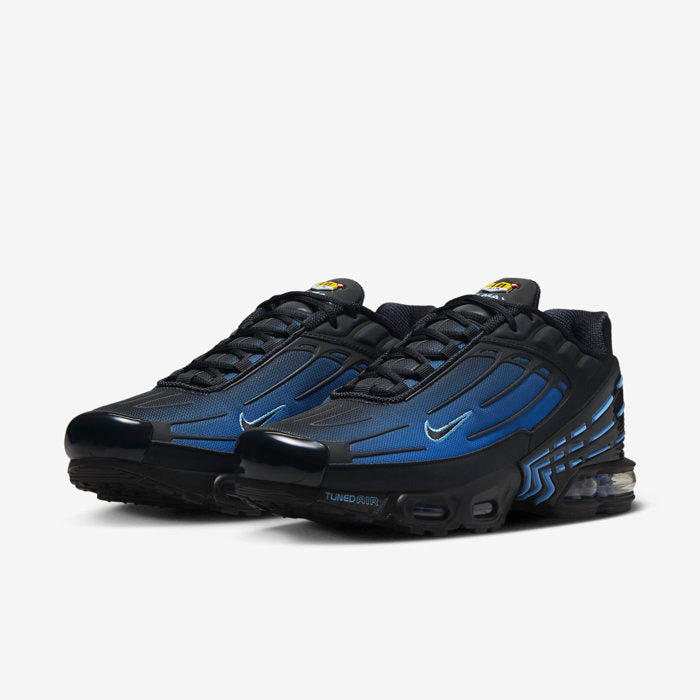 N Sneakers