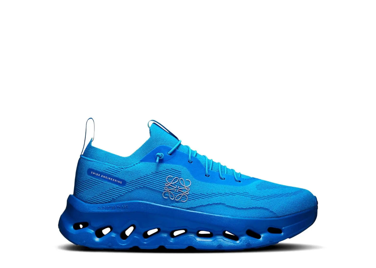 OC Sneakers