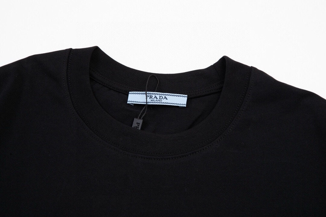 P t-shirt