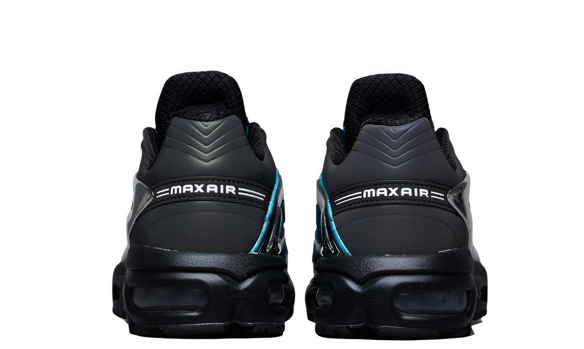 N Sneakers