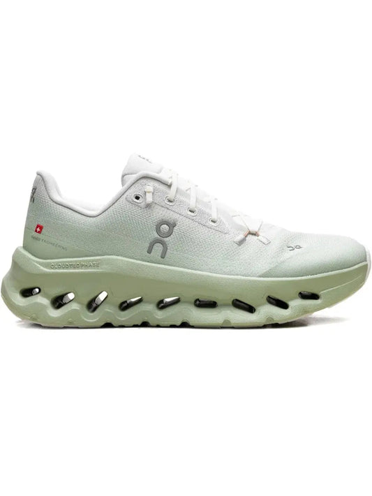 OC Sneakers